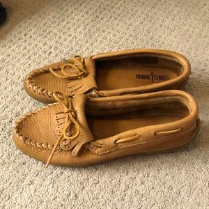 Minnetonka Moccasin - Womens size 9